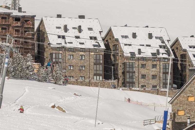 Pierre & Vacances Andorra El Peretol Hotel Bordes d'Envalira Exterior photo