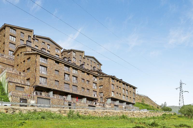 Pierre & Vacances Andorra El Peretol Hotel Bordes d'Envalira Exterior photo