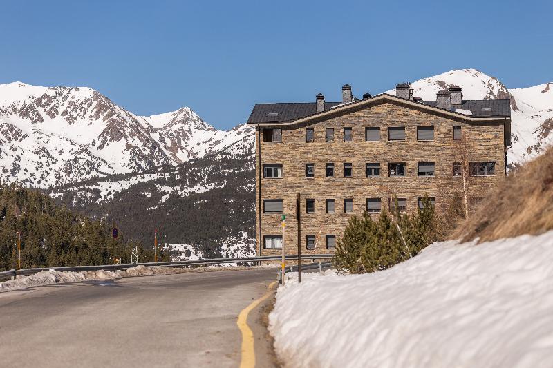 Pierre & Vacances Andorra El Peretol Hotel Bordes d'Envalira Exterior photo